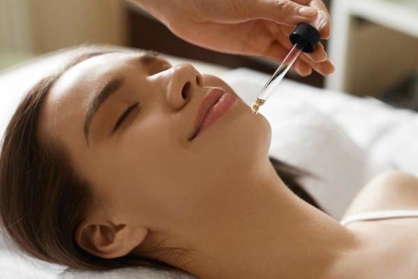serum trị mụn kn beauty
